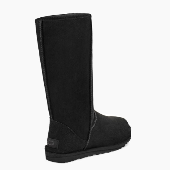 UGGS | Women’s Classic Tall II Boot | BLK 7 - Picture 4 of 6